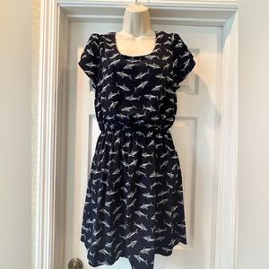 Peach Love Womens Blouson Shark Dress Size M Blue Tulip Short Sleeve Pullover